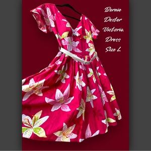 Bernie Dexter Victoria Dress in Star Lily - Rockabilly, Pin-Up Style Dress